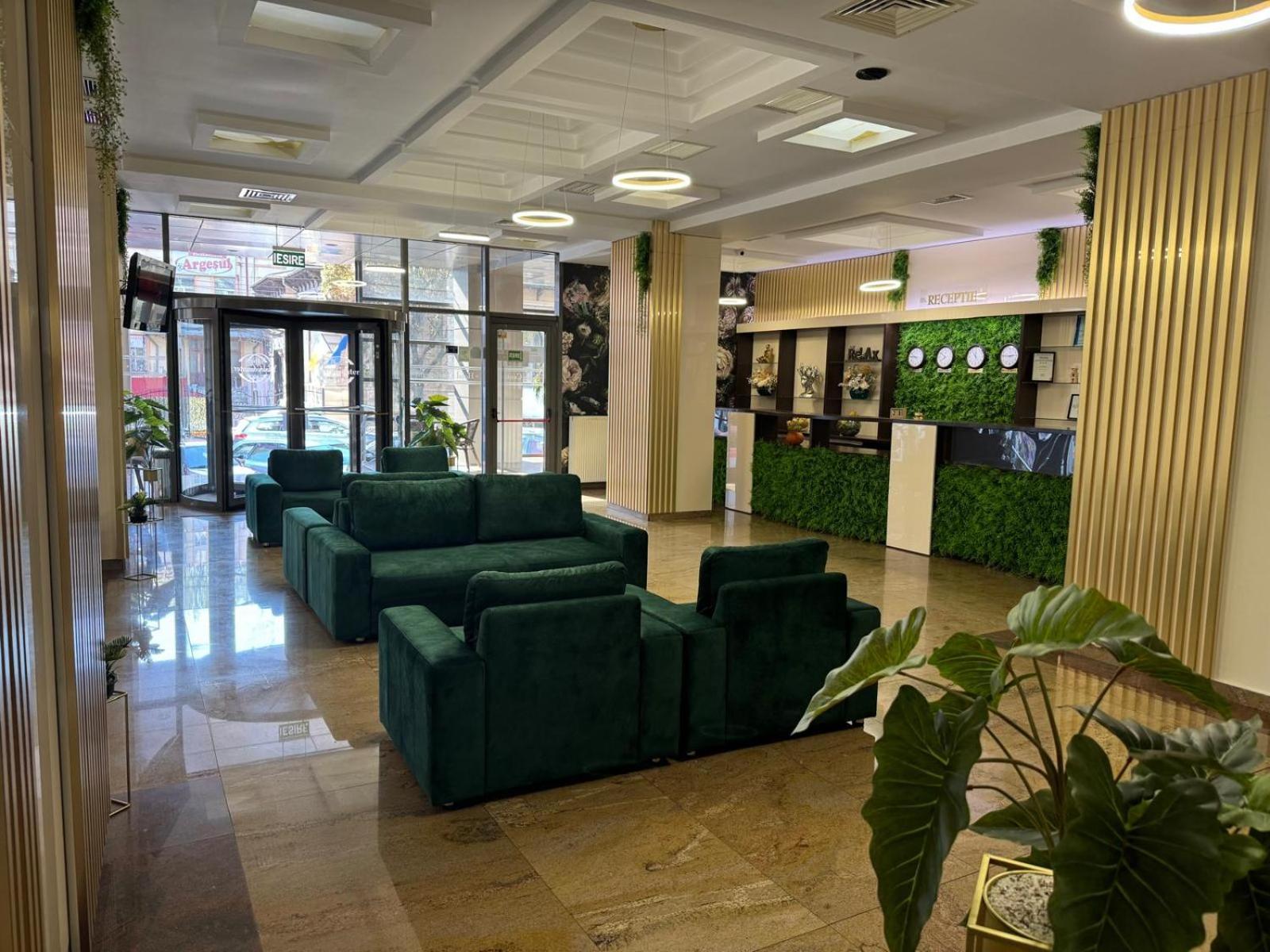 Hotel Yaky Center